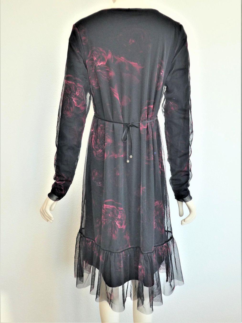 Nile Kleider: NILE Kleid Details, Gr. S – Gebraucht aus Berneck von chouchou1415 4