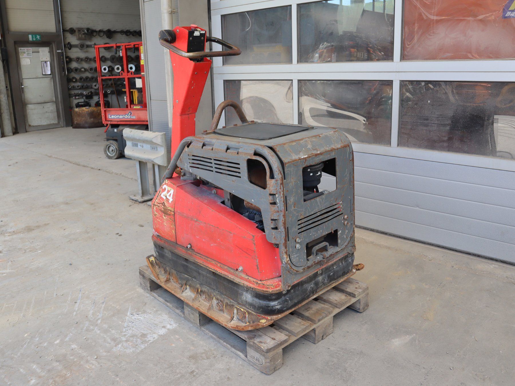 Wacker Neuson Tutte le macchine: Wacker Neuson DPU 100-70Les Vibroplatte – Usato da Hasle LU venduto da Arag08 5