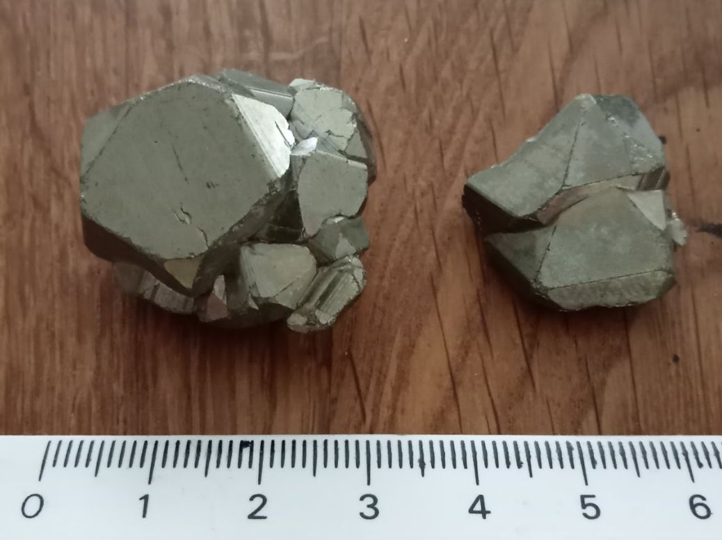 Minéraux & Lithothérapie: Kristalle Pyrit – Neuf (Voir description) à Alpnach Dorf par ake-7x7v 1