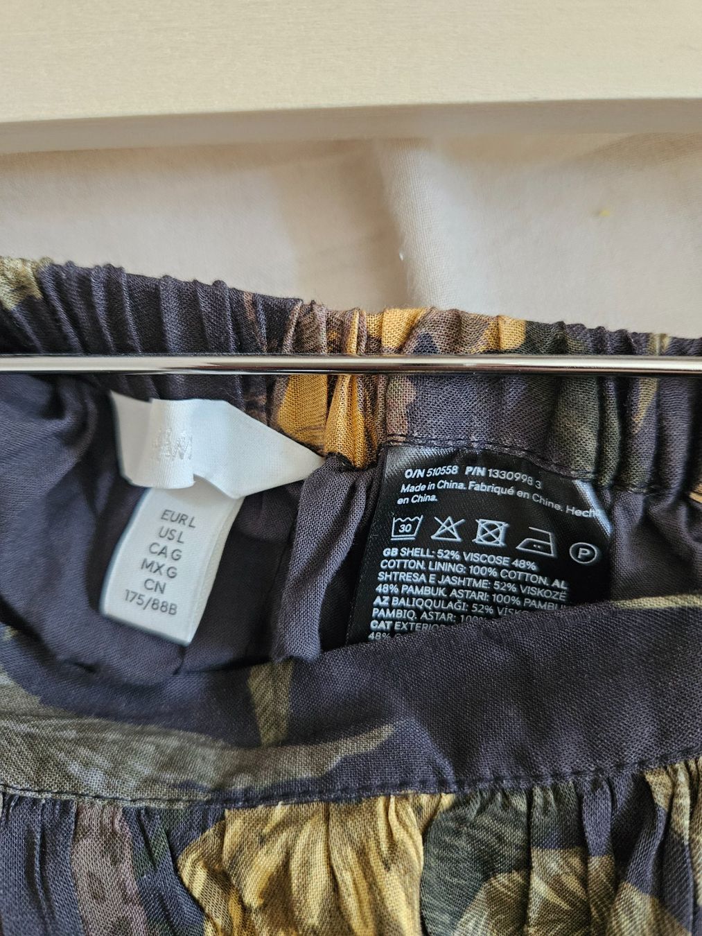 H&M Gonne: Sommerlicher Maxirock mit Dschungel-Muster, Gr. L – Usato da Bern venduto da j-o 1