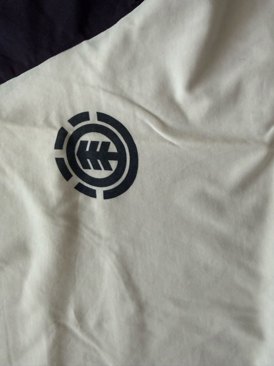T-shirt: Element Vintage Langarm, Grösse M – Usato da Luzern venduto da altbau 3