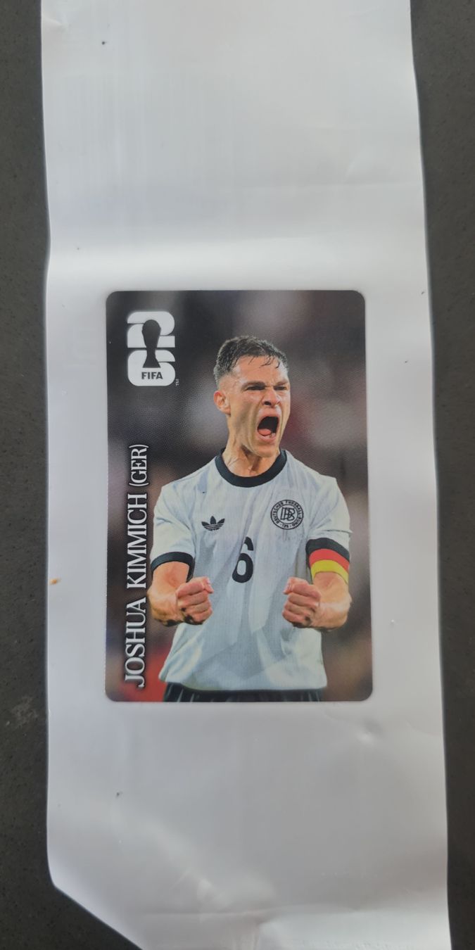 Panini Carte collezionabili: Figurina Joshua Kimmich Germania – Usato da Massagno venduto da Arj87