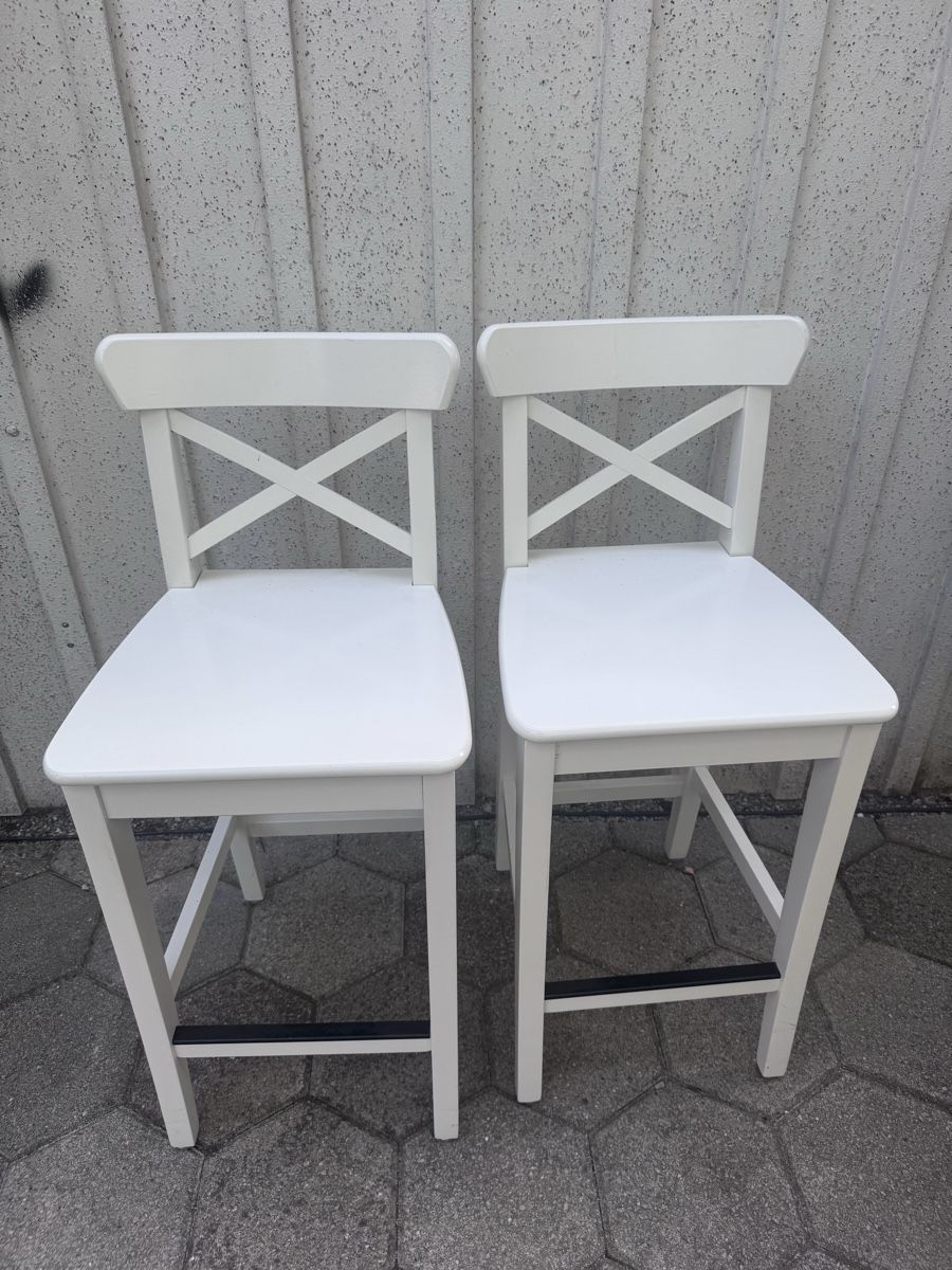 Ikea Tabourets: 2 x Ikea Ingolf Barstühle – D'occasion à Holziken par brockolino