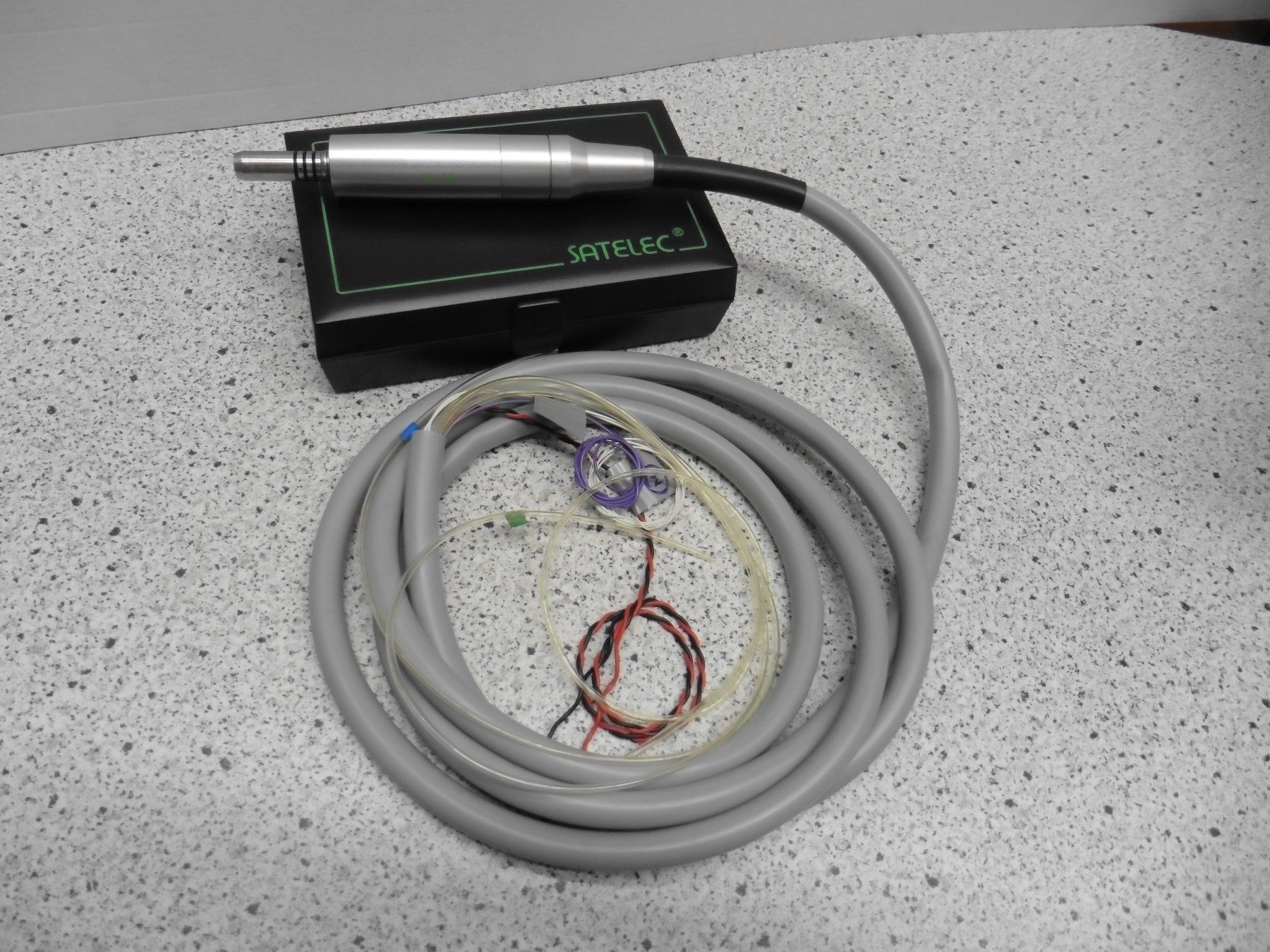 Dentsply Sirona Attrezzature mediche: Zahnarzt Micromotor Licht + Spray – Nuovo e nell'imballaggio originale da Mönchaltorf venduto da boesi51 1