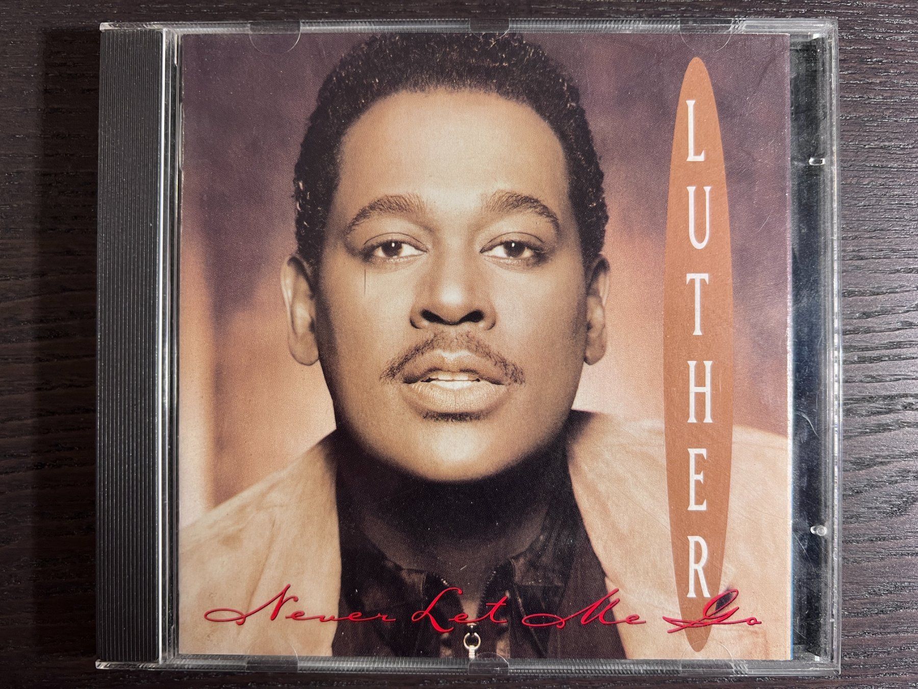 CDs: Luther Vandross - Never Let Me Go – Gebraucht aus Zürich von MusikFreunde