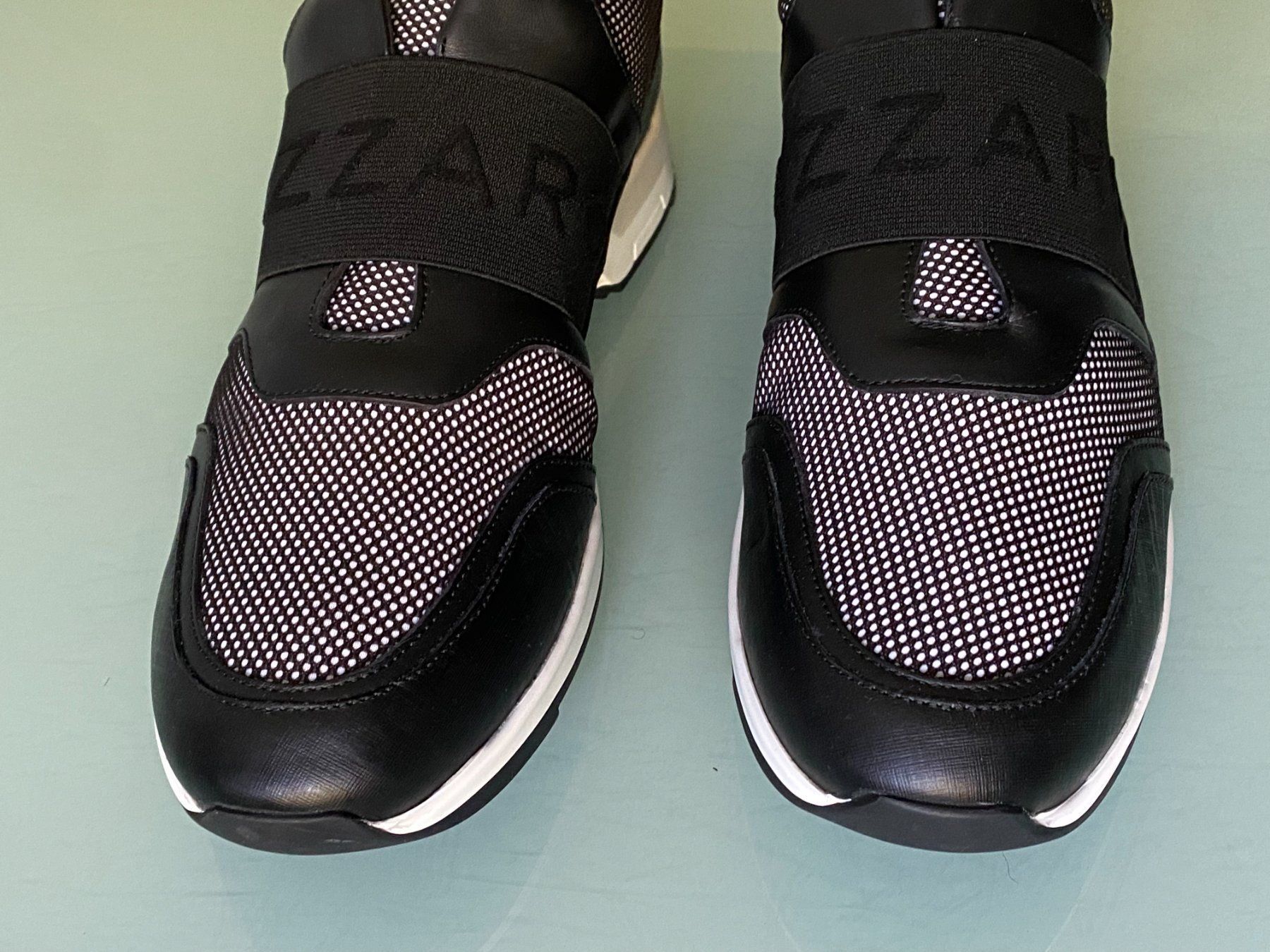 Azzaro Scarpe da uomo: AZZARO Strap Elastic Schwarz Leder Sneakers 42 – Nuovo (secondo la descrizione) da Kreuzlingen venduto da Selliton 1