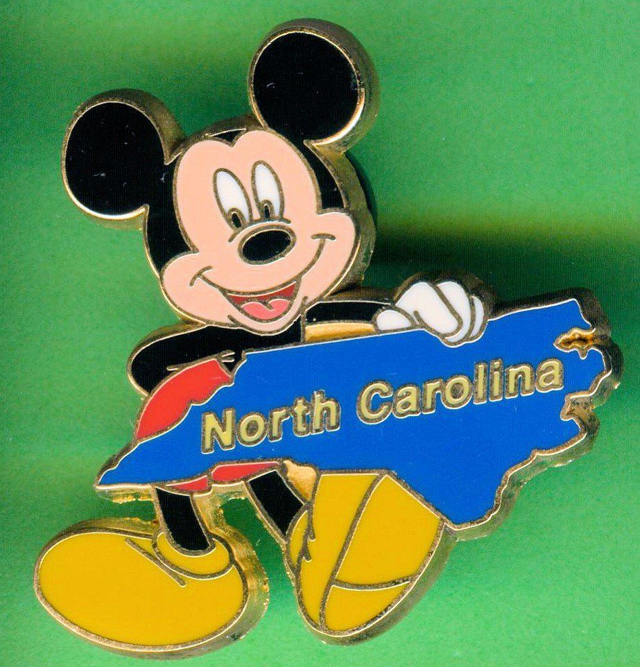 Disney Placchette & Badge: DISNEY  Mickey Maus  NORTH CAROLINA – Usato da Winterthur venduto da Sammleroase