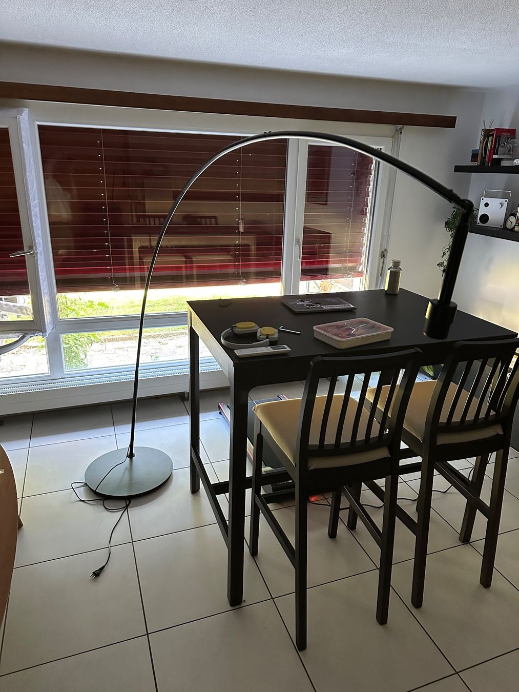 Ikea Lampes: Bogenlampe schwarz Metall wie neu – Neuf (Voir description) à Dotzigen par YGMT 1