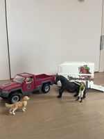 Schleich Pick-up mit Pferdeanhänger Set