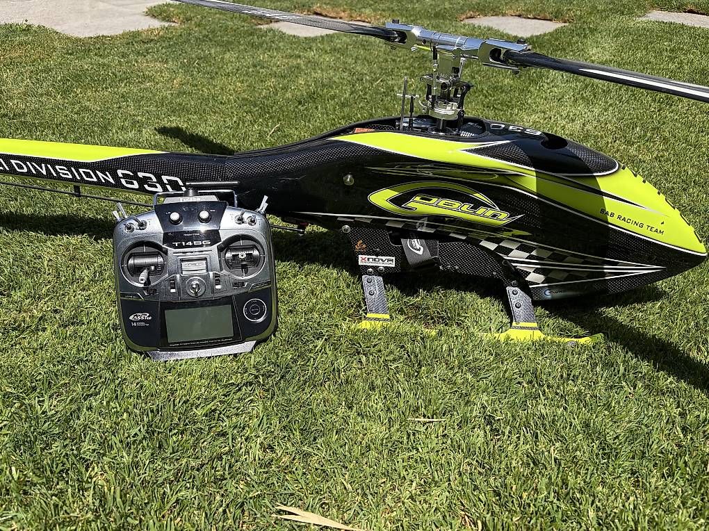 Modellismo RC: Hélicoptère télécommandé – Usato da Noville venduto da fon_6jgn 1
