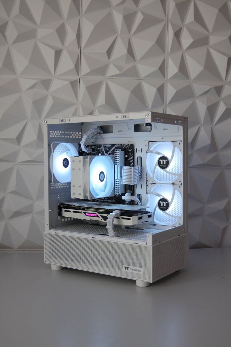 PC: Custom Gaming PC Build / Upgrade – Nuovo e nell'imballaggio originale da Kirchberg SG venduto da DISRUPTEC 4
