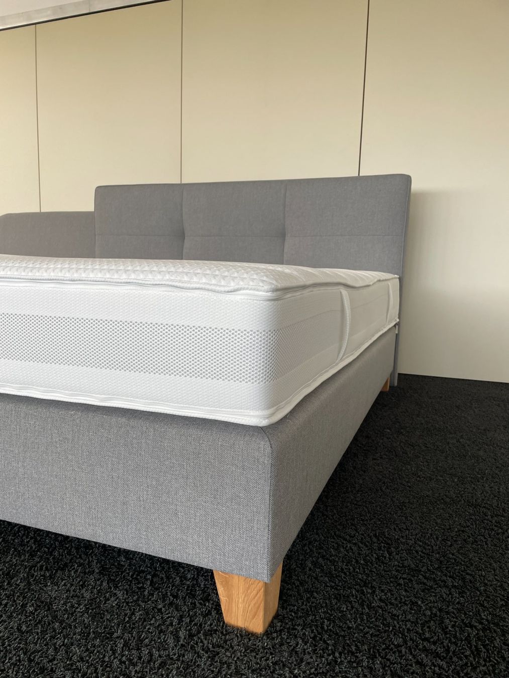 Lits: Philrouge EOS Boxspringbett aus Ausstellung – Neuf (Voir description) à Gais par Pat_ogris 3