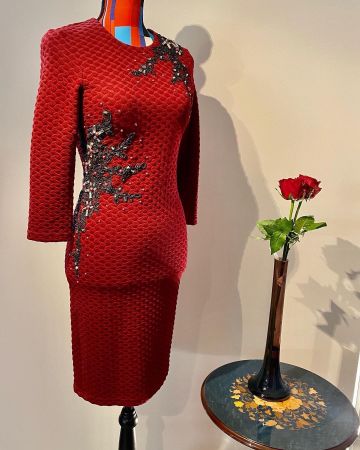 Figurbetontes Stretchkleid