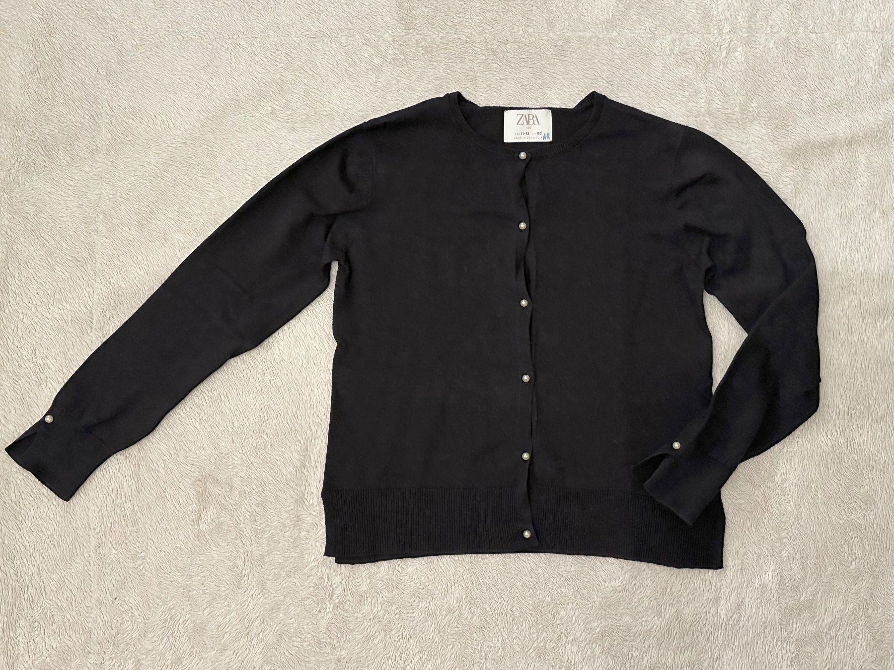 Zara Maglioni & Felpe: Zara Cardigan mit Perlen Baumwollpulli schwarz Gr. 152 – Usato da Emmenbrücke venduto da little.treasures