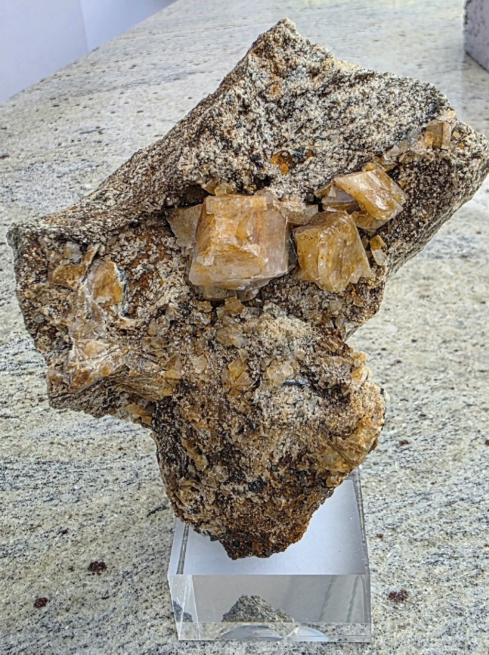 Minerali & Pietre curative: Periklin mit Apatit / Adular / Calzit  – Usato da Glis venduto da nbu_65ys 9