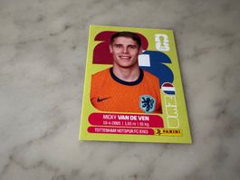 Panini FIFA Fussball WM 2026 Sticker Micky van de Ven NED 4