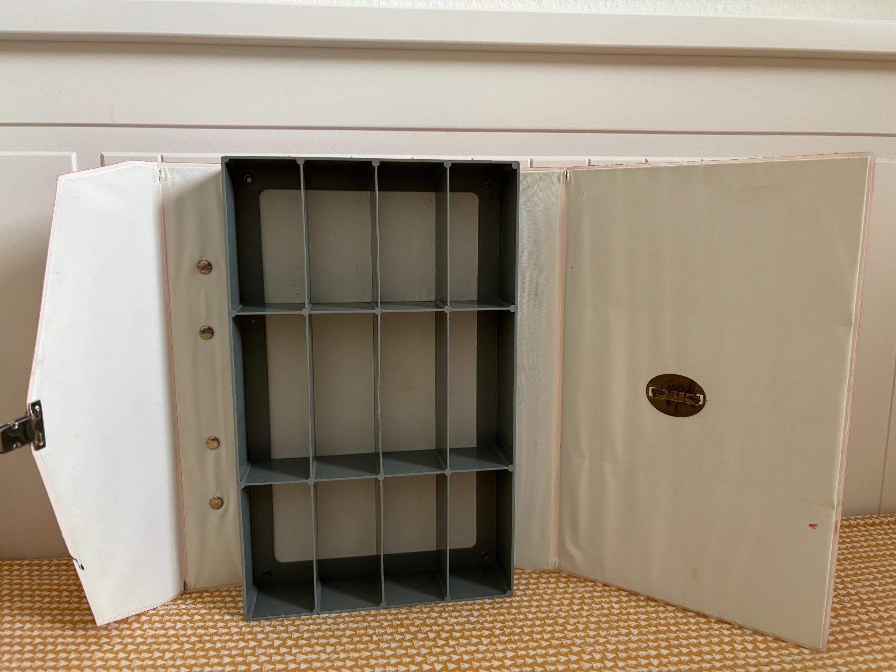 Valigie: Vintage 60er 70er Theia – Usato da Binningen venduto da samorga21 2