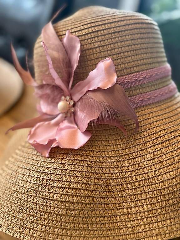 Copricapi, berretti & cappellini: Sonnenhut – Nuovo (secondo la descrizione) da Luzern venduto da Brokiland 2