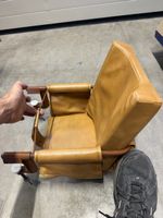 Stuhl mit Klemmen braun Leder Imitat Sitzhocker Klemme