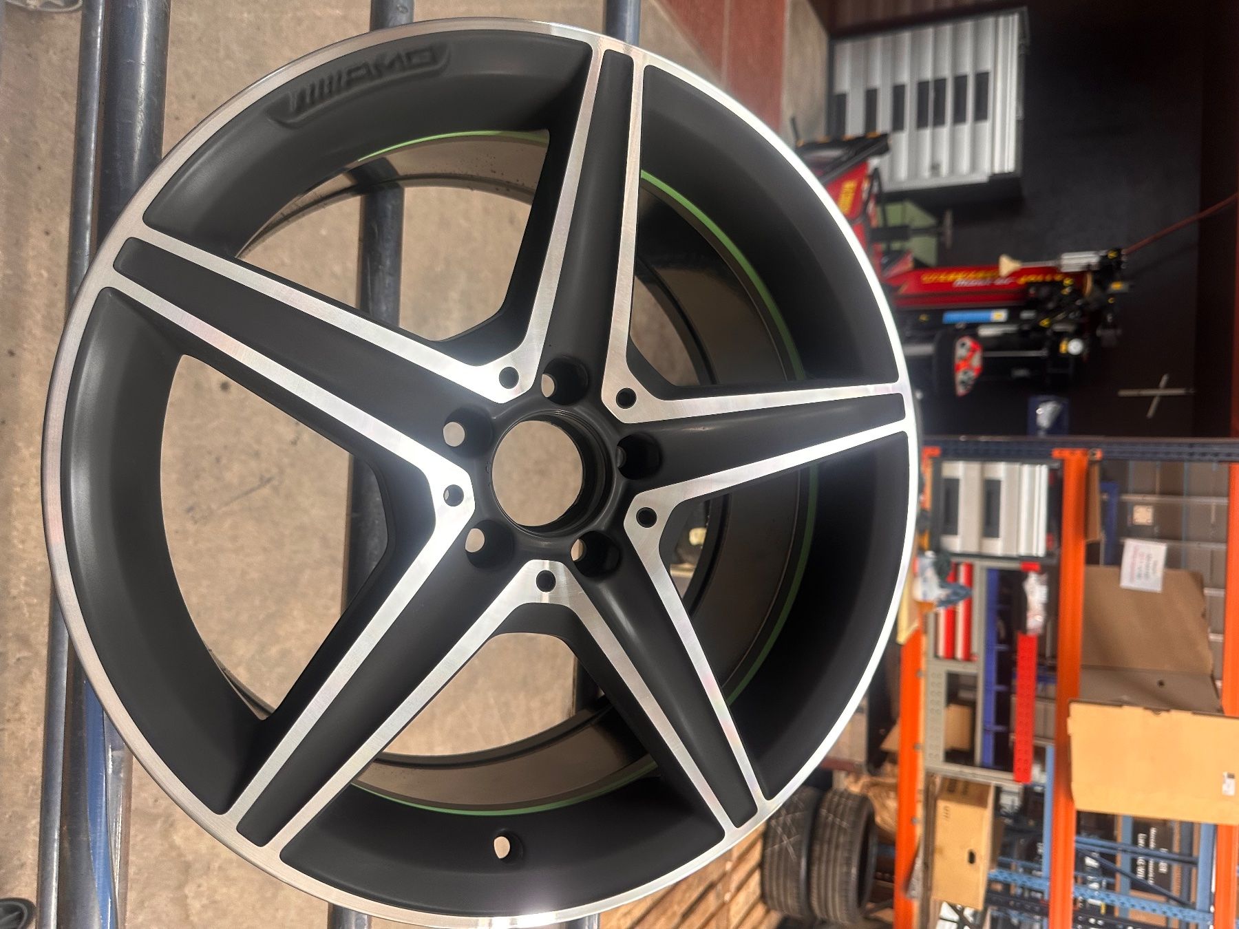 Mercedes-Benz Felgen: Mercedes Amg – Gebraucht aus Wilen b. Wil von Schoeppi32