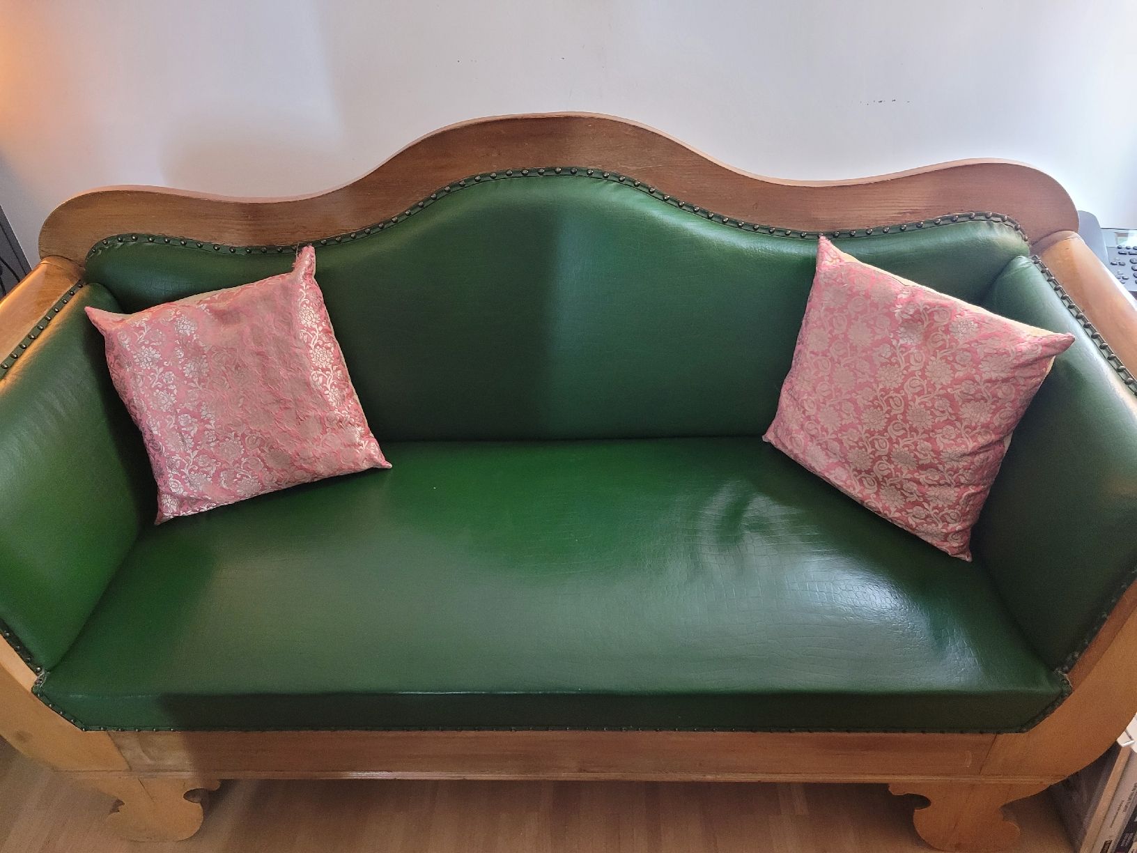 Sofas: Causeuse "Plauderbänkchen" – Neu (gemäss Beschreibung) aus Winterthur von Midsommar88