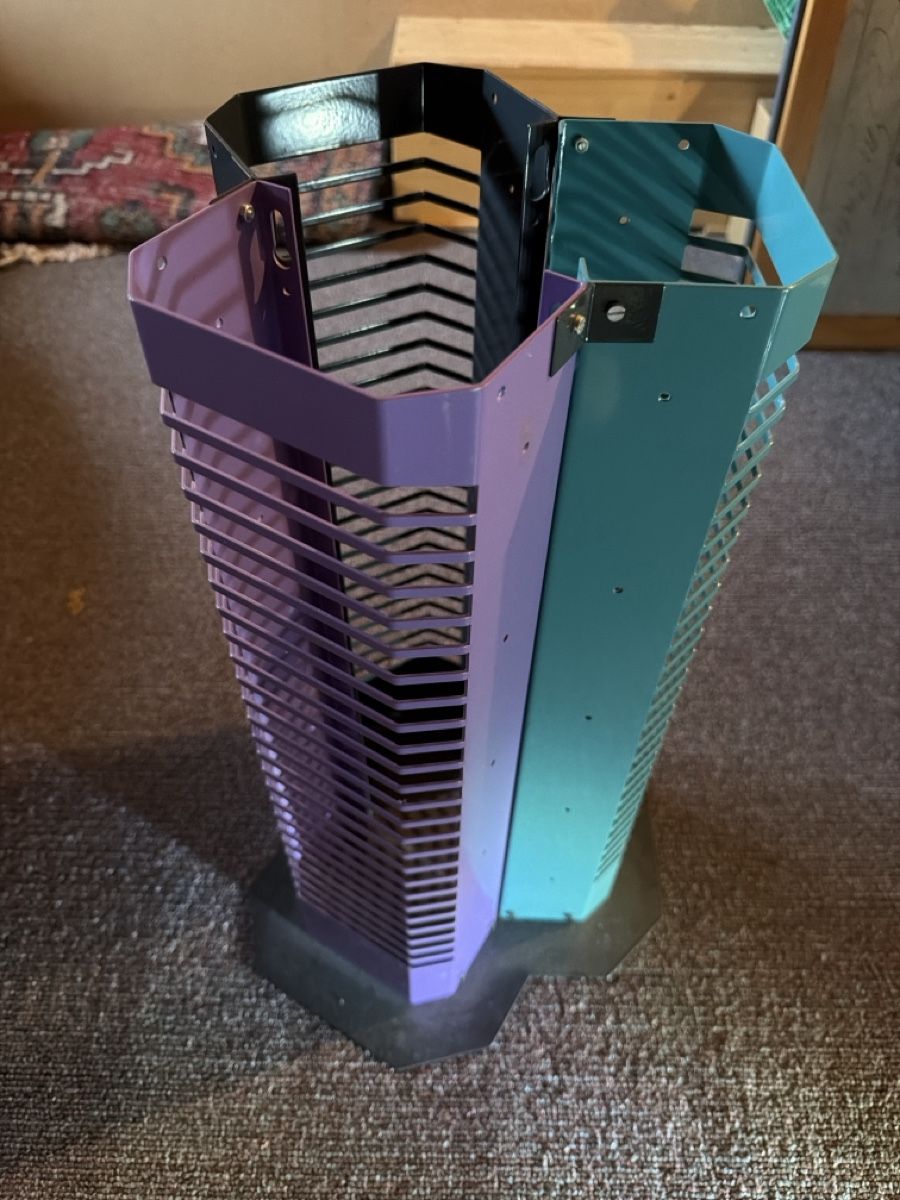 Racks & Supports: CD Ständer – D'occasion à Bühler par comaneci