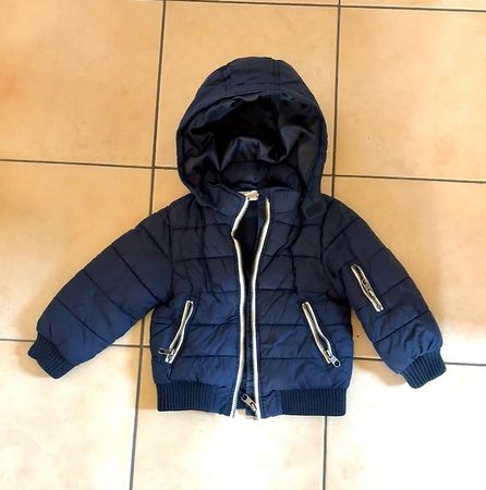 Doudoune bleue taille 92