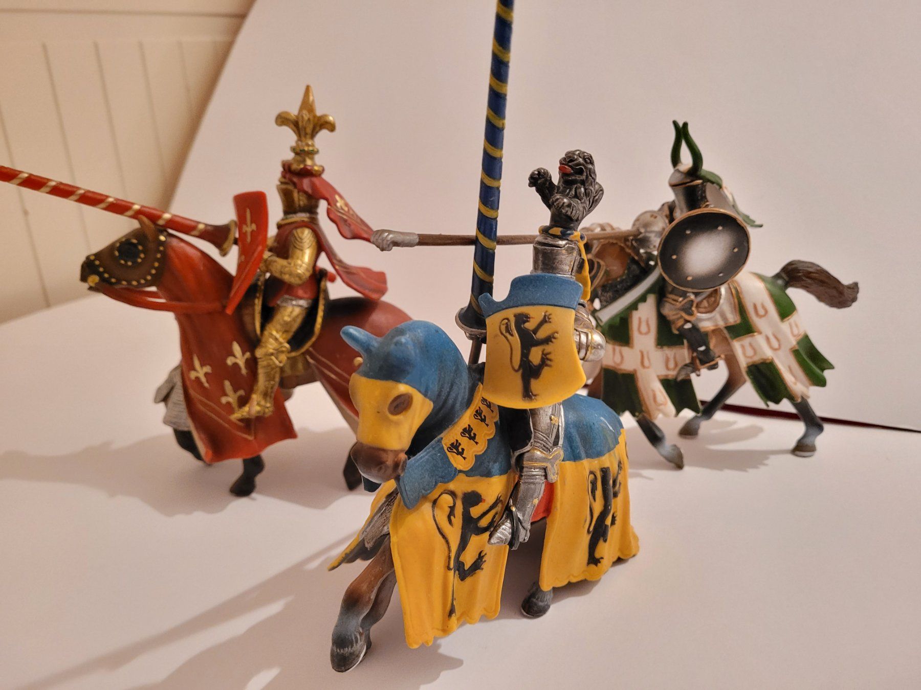 Schleich Giocattoli: 3 Schleich ritter figuren mit pferd. Top ! – Usato da La Tour-de-Peilz venduto da estelle69 3
