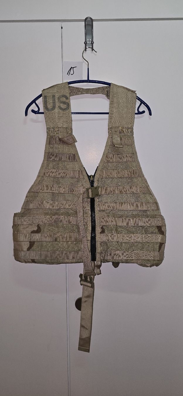 Attrezzatura da arrampicata: Original US Army MOLLE II FLC Weste / Tragesystem  – Usato da Schaffhausen venduto da aos_hv6l