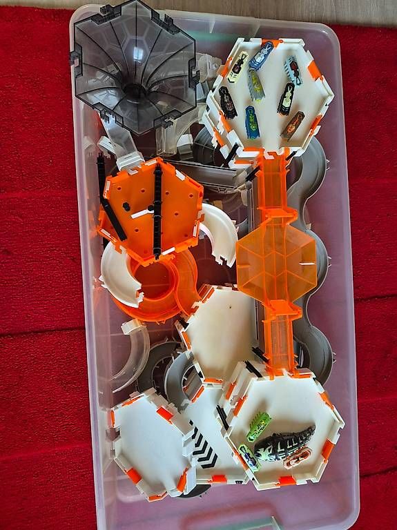 Spielzeuge: HEXBUG Nano   Circuit modulable + Collection de robots – Gebraucht aus Oulens-Echallens von car_95c8 2