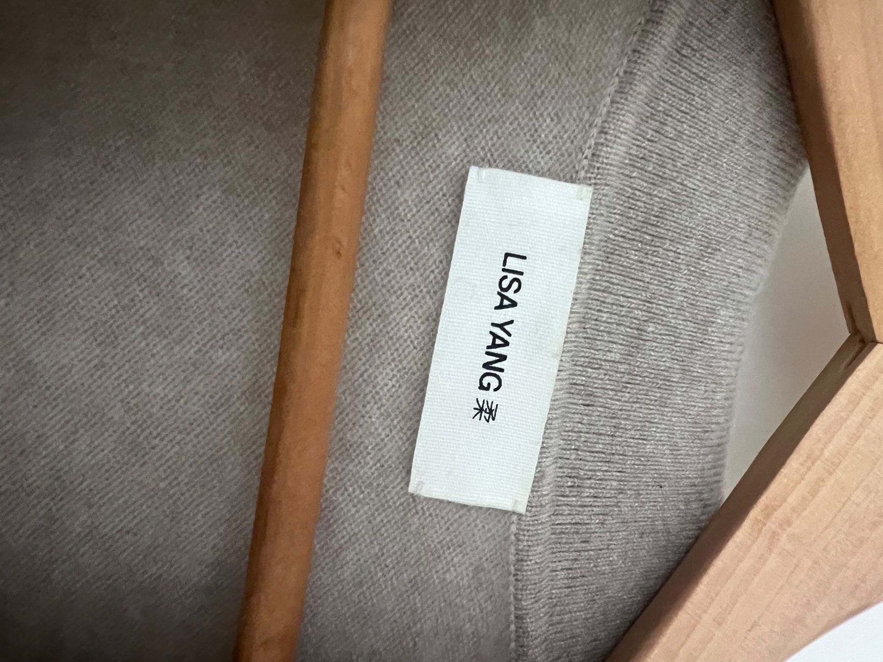 Polo-Shirts: Lisa Yang Cashmere Polo – Gebraucht aus Uitikon-Waldegg von LaDiene 2