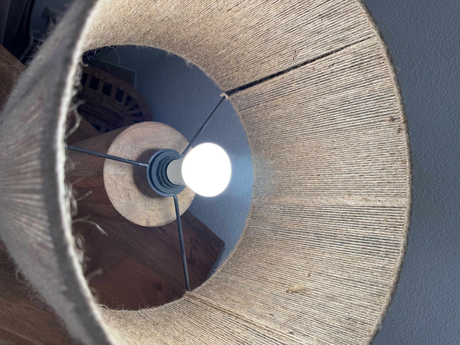 Maisons du monde Lampade: Mango Holz Lampe mit Naturfaserschirm, wunderschön er – Nuovo (secondo la descrizione) da Aarau venduto da Lolaa01 4