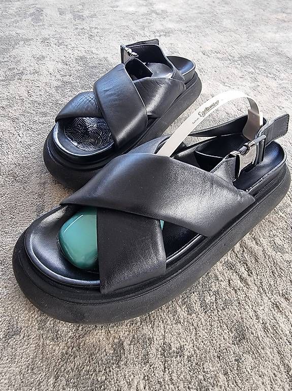 Scarpe da donna: Original Moncler Sandalen, Grösse 39 – Usato da Ostermundigen venduto da d-p73 1