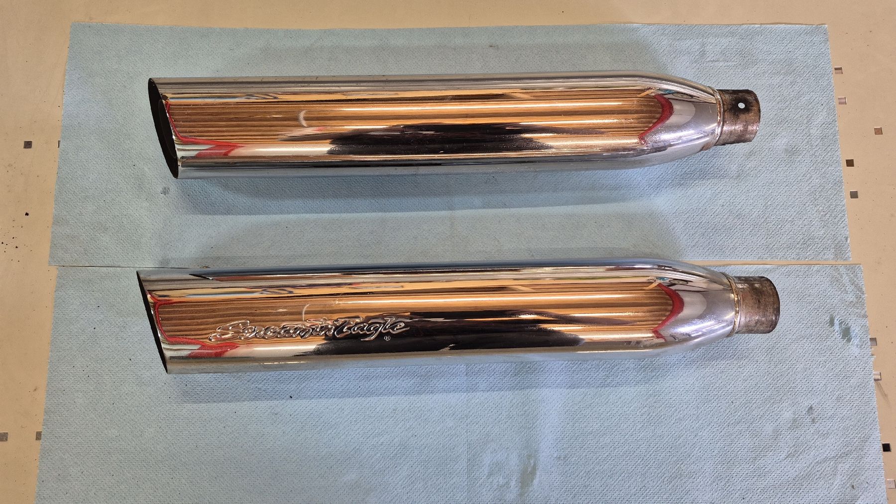 Harley-Davidson Auspuffanlagen: silencieux Screamin Eagle Harley-Davidson Dyna – Defekt aus Cousset von maurerjohann