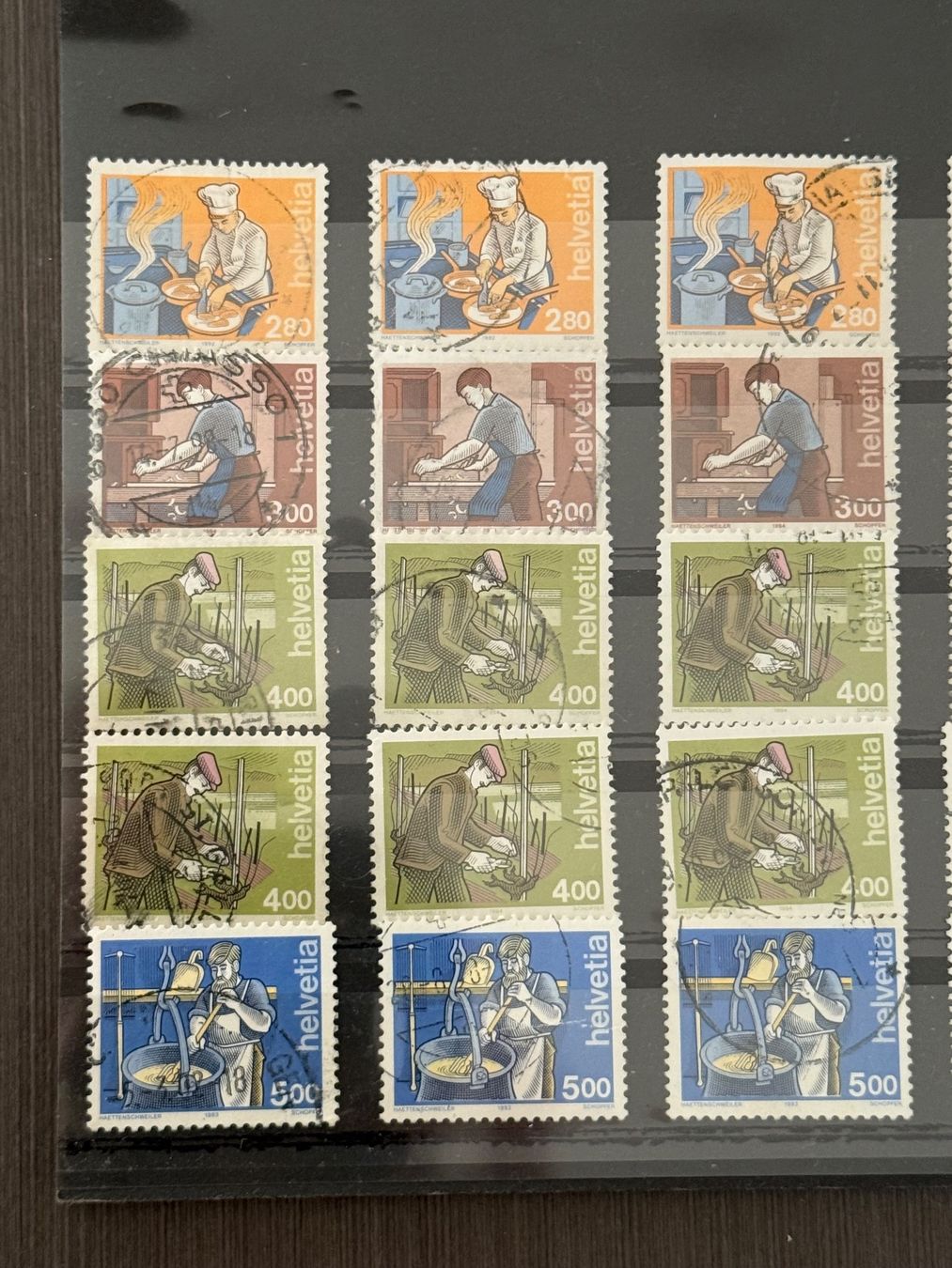 Tutti i francobolli: Lot 30 Stk. Briefmarken Schweiz Berufe – Usato da Brütten venduto da Hst1 1