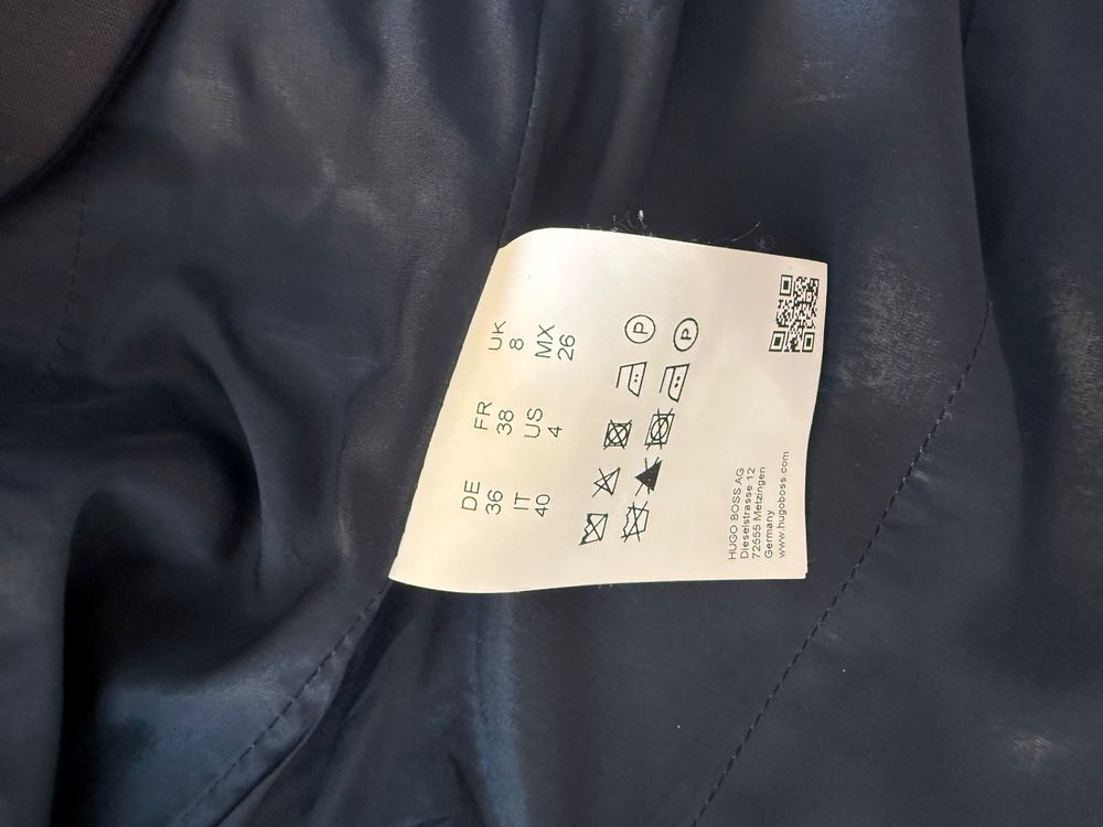 Hugo Boss Ensembles & Tailleurs: Hugo Boss Damen Hosenanzug mit Rock – D'occasion à Wilen b. Wollerau par cho_7k6w 5