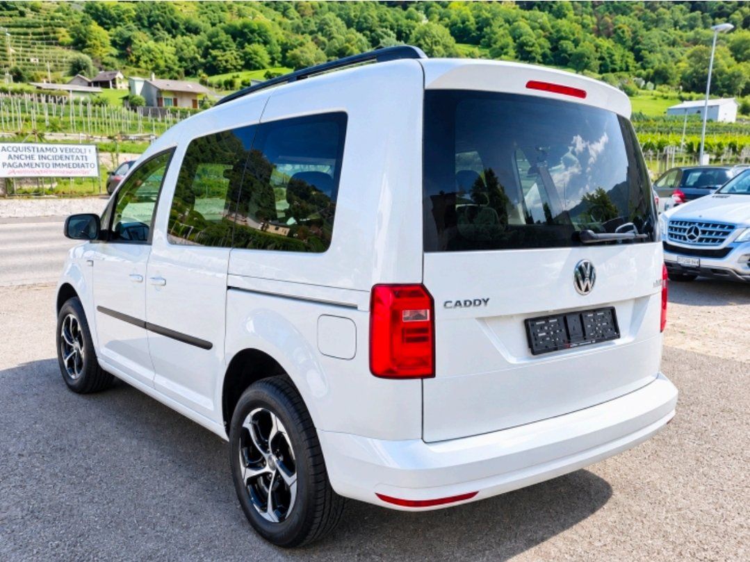 VW Veicoli commerciali: VW Caddy 1.0 TSI – Usato da Bellinzona venduto da eri_mq8w 1