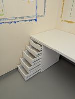 Schreibtisch und Schubladenstock von Ikea