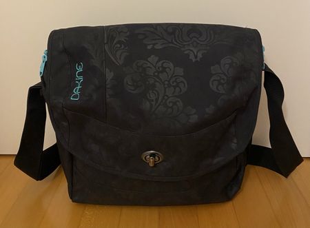 Dakine Umhängetasche / Laptoptasche