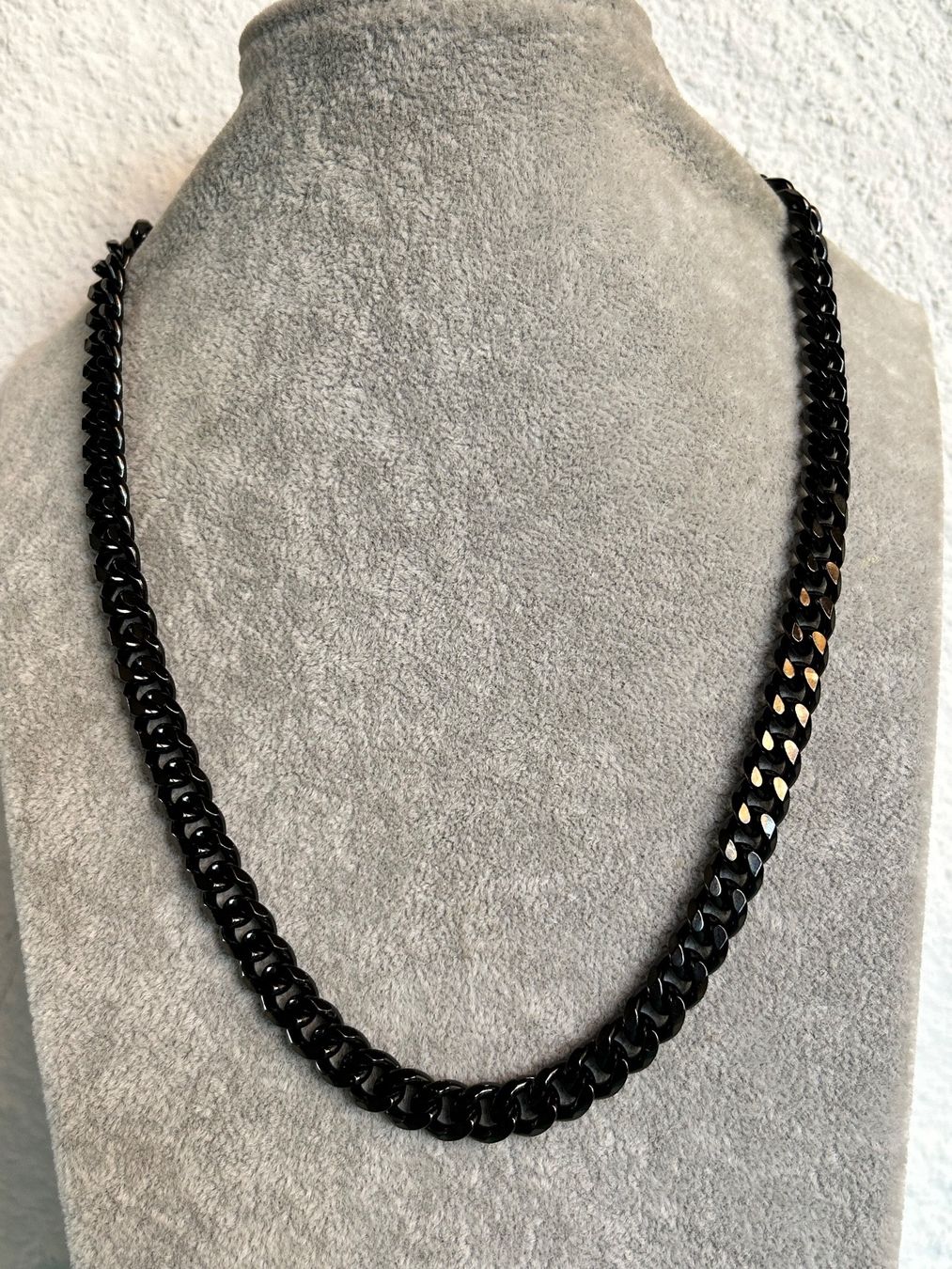 Catenine: Schwarze Panzerkette -Herrenkette Gothik – Nuovo e nell'imballaggio originale da Laufen venduto da Bellavitaboom