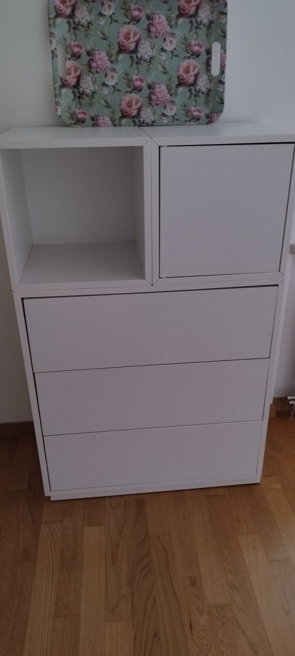 Ikea Cassettiere: Kommode mit Schubladen – Usato da Thalwil venduto da RosamundeM