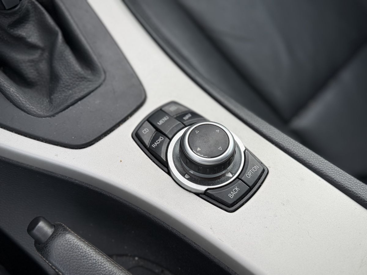 BMW Automobili: BMW 325i Automat Facelift  – Usato da Winznau venduto da Autoart-Winznau 6