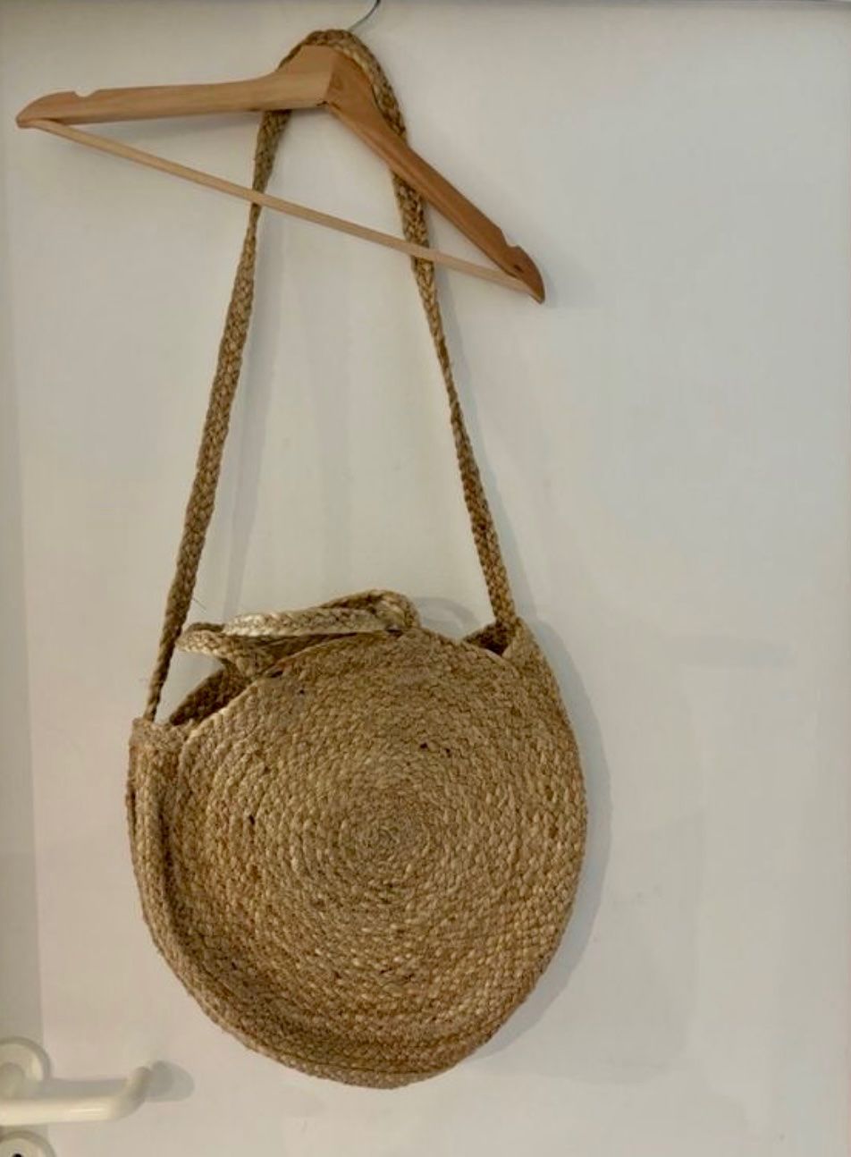 Stradivarius Sacs femmes: Strandtasche aus Bast - Stradivarius – D'occasion à St. Gallen par lfs_nxl8 1