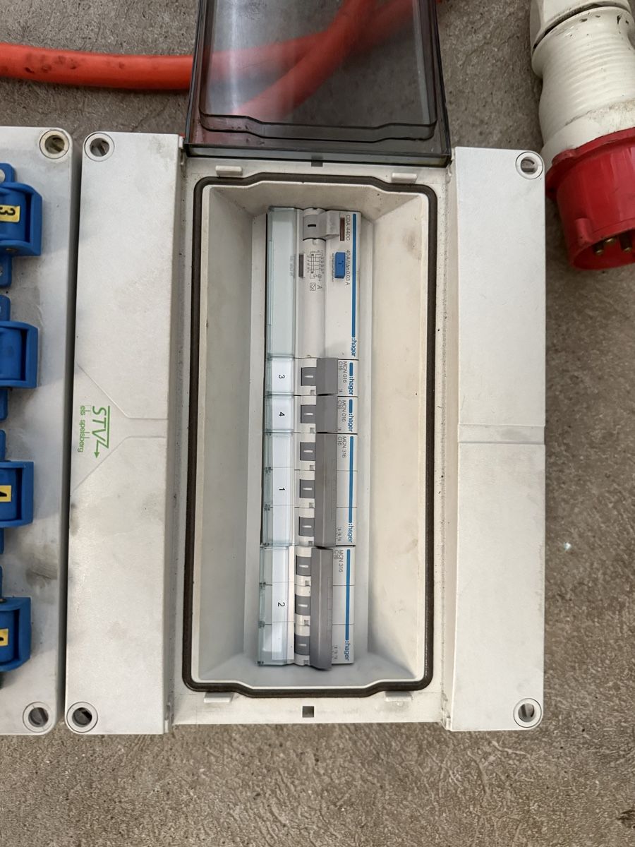 Alimentation électrique: Stromverteiler 32A Demelectric  – D'occasion à Bettlach par mehr86 1