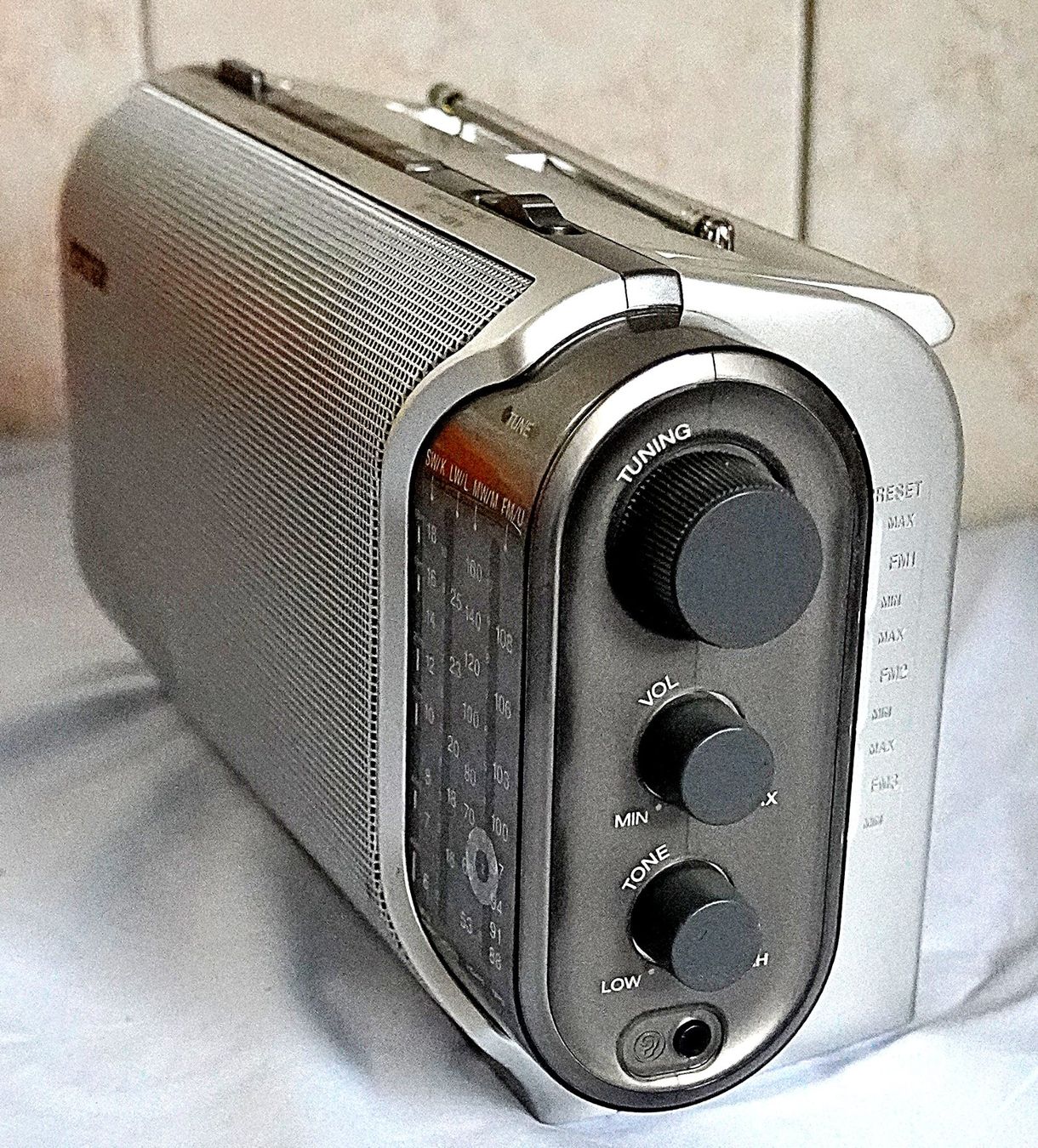 Sony Radio: Sony ICF904L Radio – Usato da Baar venduto da 2cvbaar 6