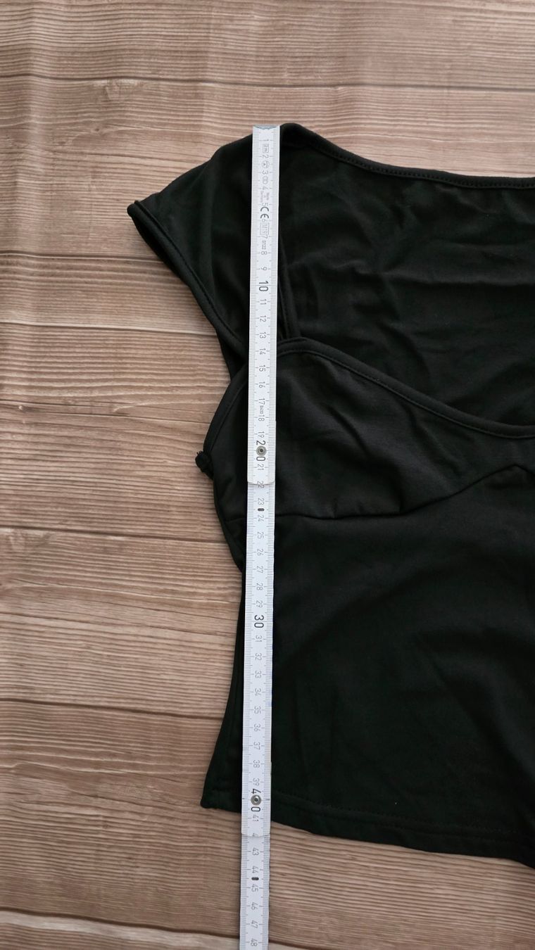 Shein Top: Milkmaid Crop Top - S - schwarz – Nuovo (secondo la descrizione) da Thalwil venduto da VitaMini 3