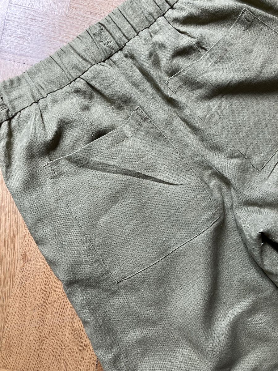 Zara Pantaloni: Leinenhose grün – Usato da Basel venduto da carmeni71 2