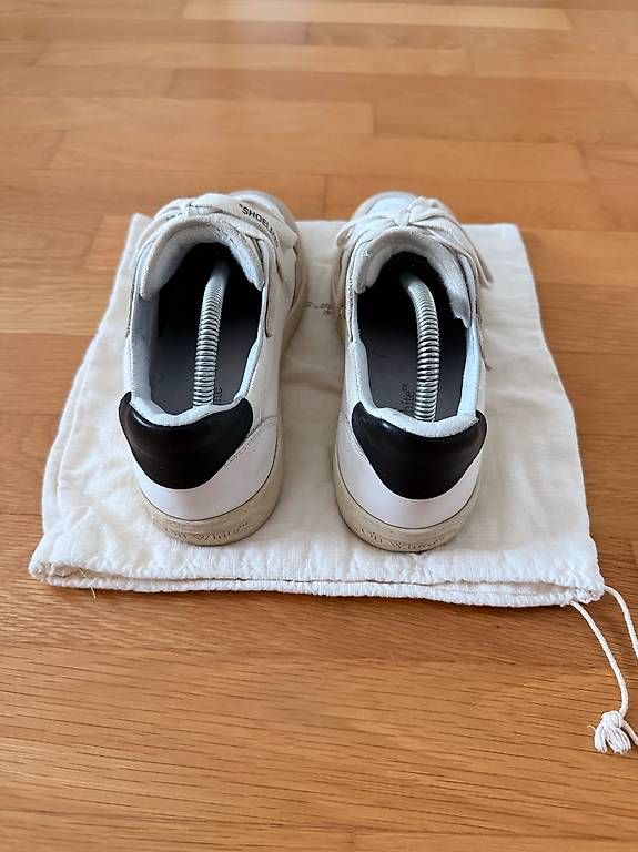 Herrenschuhe: OFF WHITE - Sneakers (Size 41) – Gebraucht aus Zumikon von deus_xy 1