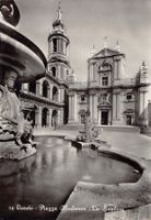 Loreto, Piazza Madonna, la Basilica, circolata 1953