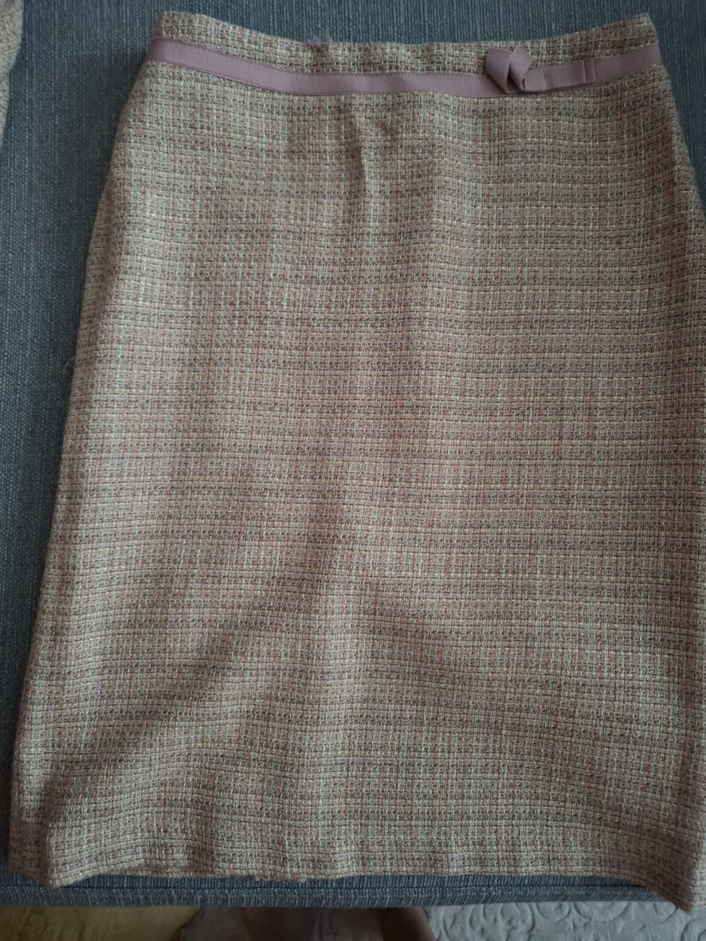 Costumi: Schicker Damen Tweed Kostüm Set Gr. 36 – Usato da Volketswil venduto da ald_2x9b 3